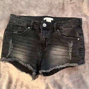Super cute, black denim mid rise short shorts